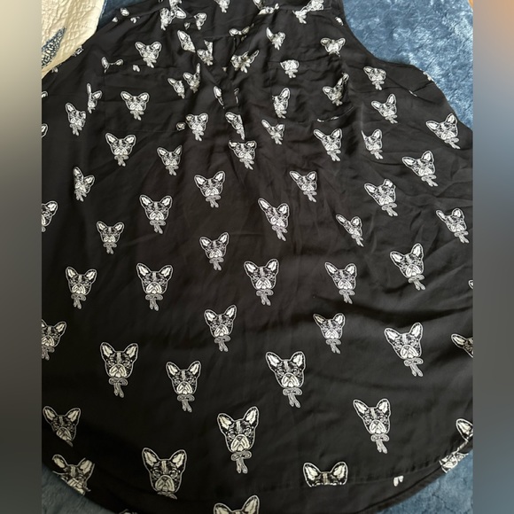 Torrid Harper Blouse Size Boston Terrier/Frenchie Dog Sleeveless Black White - Picture 8 of 9